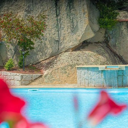 Paghe Eco Luxury Experience Hotel Budduso Bagian luar foto