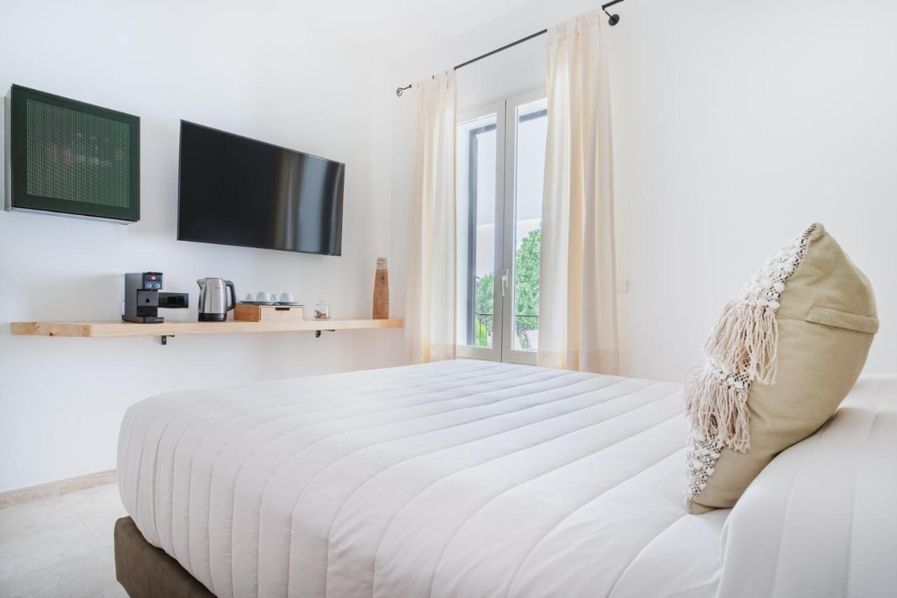 Paghe Eco Luxury Experience Hotel Budduso Bagian luar foto