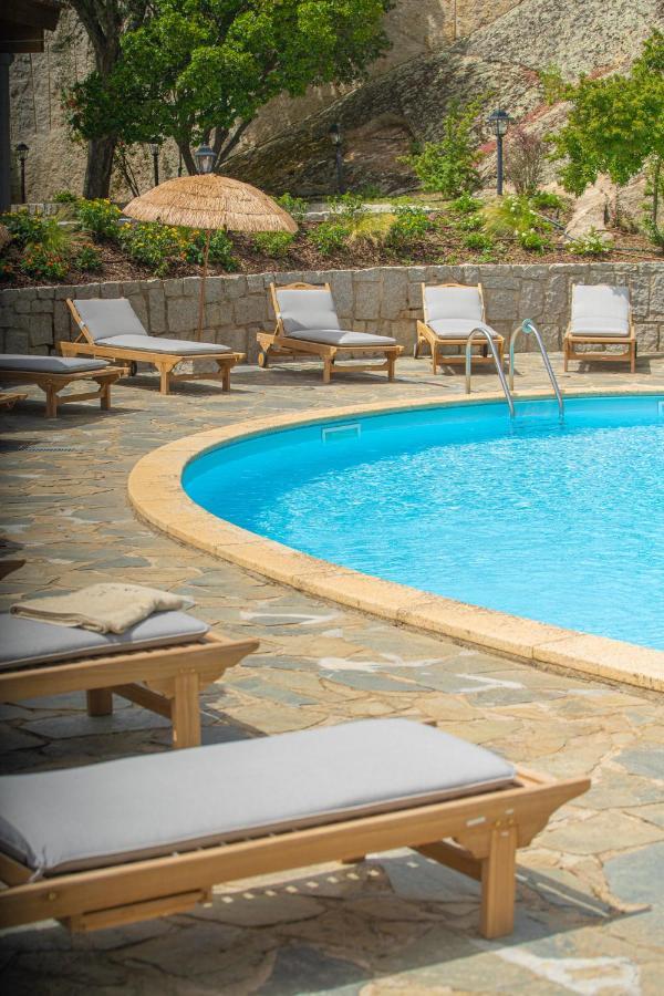 Paghe Eco Luxury Experience Hotel Budduso Bagian luar foto